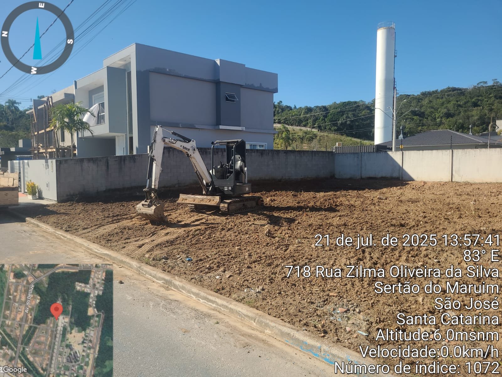 Serviço de terraplanagem concluído